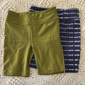 Nordstrom Olive Green and Navy Tie-Dye Shorts Set